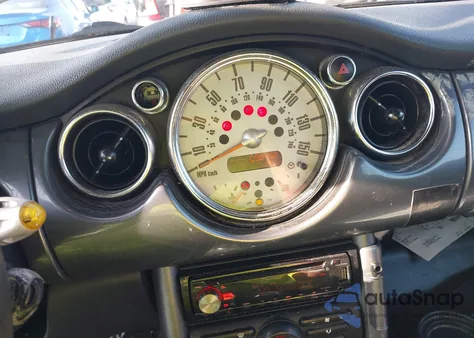 2007 Mini Cooper S из США, поврежденный, VIN WMWRH33557TJ44349
